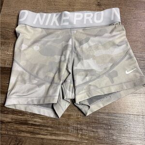 Nike Pro Dri-Fit Camo Compression Shorts Size Medium Athletic